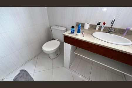 Casa à venda com 900m², 7 quartos e 4 vagasBanheiro Social
