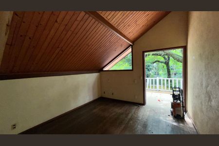 Casa à venda com 900m², 7 quartos e 4 vagasSuíte 2