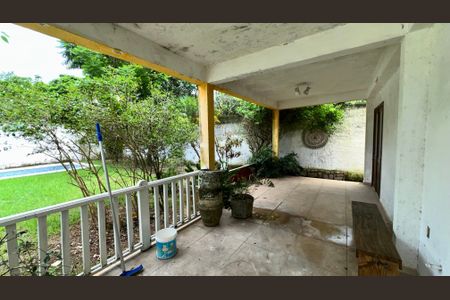 Casa à venda com 900m², 7 quartos e 4 vagasQuintal