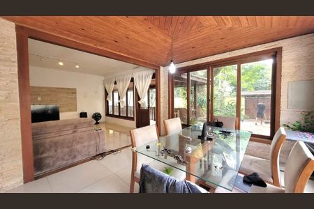 Casa à venda com 7 quartos, 900m² em Vargem Pequena, Rio de Janeiro