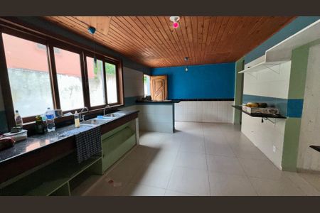 Casa à venda com 900m², 7 quartos e 4 vagasCozinha