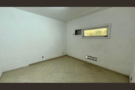 Casa à venda com 900m², 7 quartos e 4 vagasQuarto 2