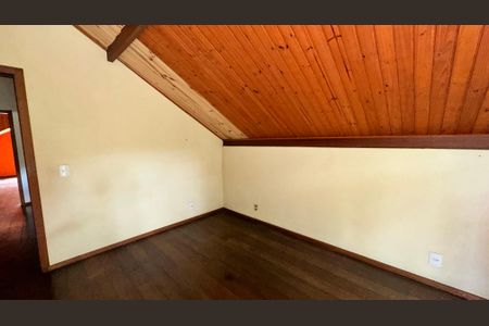 Casa à venda com 900m², 7 quartos e 4 vagasSuíte 2