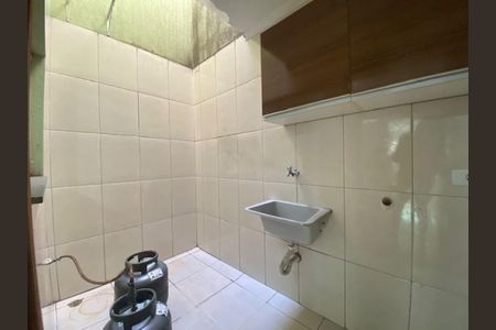 Casa à venda com 85m², 2 quartos e 1 vaga