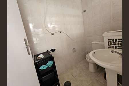 Casa à venda com 125m², 4 quartos e 1 vaga Casa à venda com 125m², 4 quartos e 1 vagaBanheiro de serviço