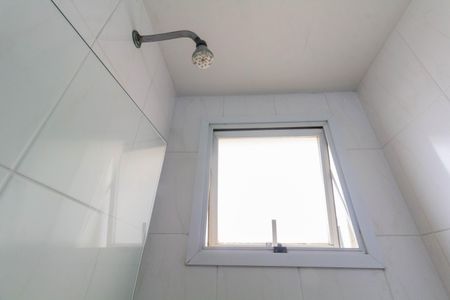 Apartamento à venda com 72m², 3 quartos e 2 vagasBanheiro 2