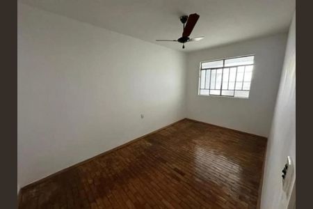 Casa para alugar com 2 quartos, 55m² em Brasil Industrial, Belo Horizonte