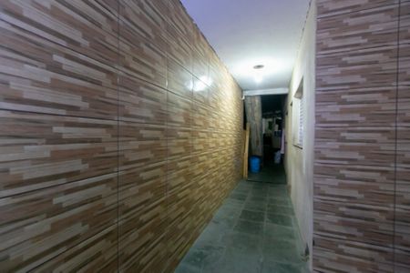 Casa para alugar com 80m², 2 quartos e 1 vagaEntrada