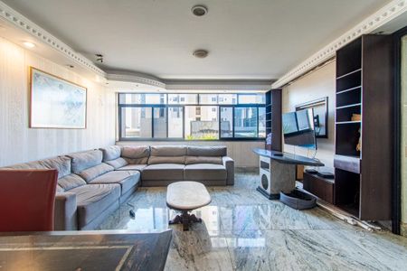 Apartamento para alugar com 176m², 3 quartos e 1 vaga Apartamento para alugar com 176m², 3 quartos e 1 vagaSala