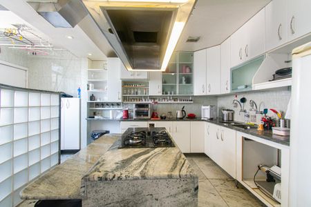 Apartamento para alugar com 176m², 3 quartos e 1 vaga Apartamento para alugar com 176m², 3 quartos e 1 vagaCozinha