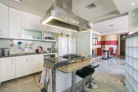 Apartamento para alugar com 176m², 3 quartos e 1 vaga Apartamento para alugar com 176m², 3 quartos e 1 vagaCozinha