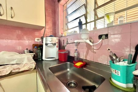 Casa à venda com 285m², 5 quartos e 3 vagasCozinha