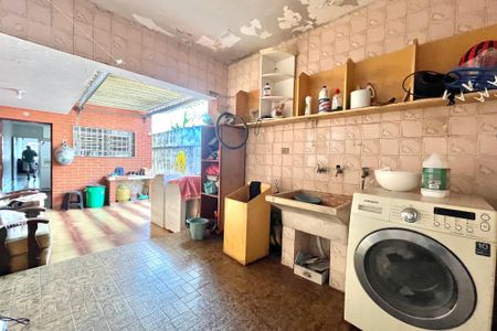 Casa à venda com 285m², 5 quartos e 3 vagasÁrea de Serviço