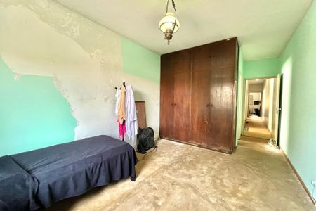 Casa à venda com 285m², 5 quartos e 3 vagasSuite