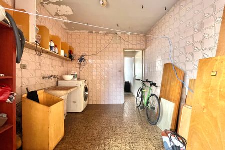 Casa à venda com 285m², 5 quartos e 3 vagasÁrea de Serviço