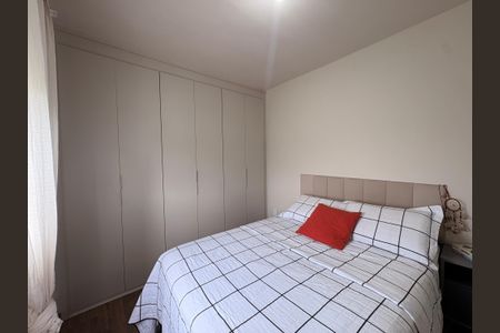 Apartamento à venda com 71m², 3 quartos e 1 vagaQuarto 2