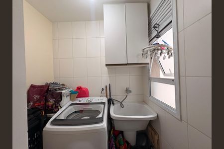 Apartamento à venda com 71m², 3 quartos e 1 vagaÁrea de Serviço