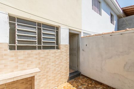 Casa à venda com 74m², 2 quartos e 1 vagaÁrea de Serviço