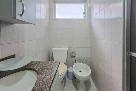 Casa de condomínio à venda com 239m², 4 quartos e 2 vagasBanheiro Social