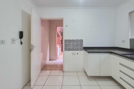 Casa de condomínio à venda com 239m², 4 quartos e 2 vagasCozinha