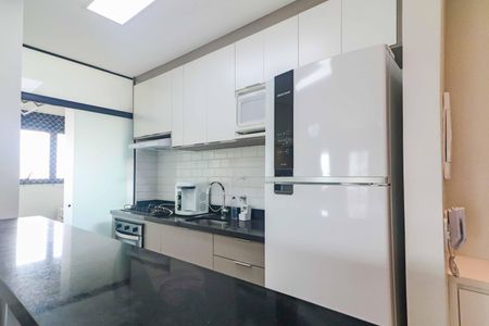 Apartamento para alugar com 73m², 2 quartos e 2 vagasCozinha e Área de Serviço