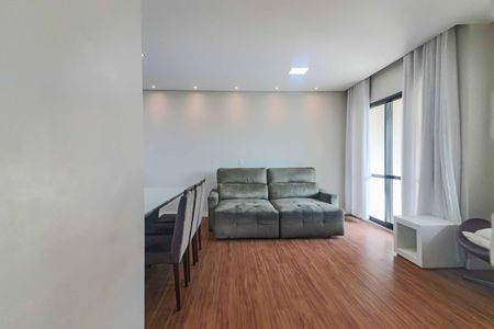 Apartamento para alugar com 73m², 2 quartos e 2 vagasSala