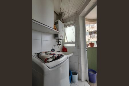 Apartamento à venda com 66m², 2 quartos e 1 vagaÁrea de Serviço