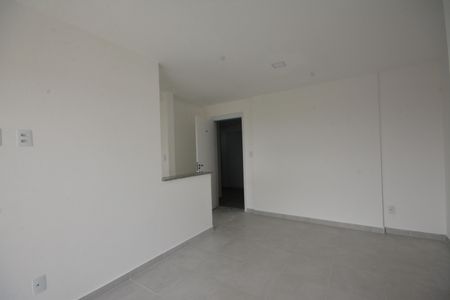 Sala de apartamento para alugar com 2 quartos, 52m² em Campo Grande, Rio de Janeiro