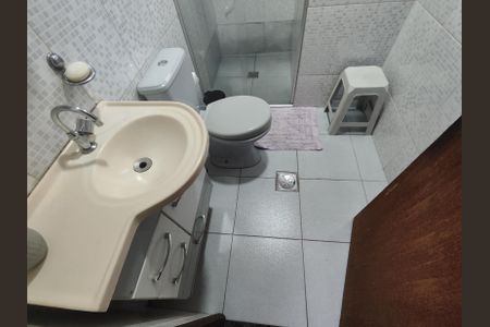 Casa à venda com 225m², 5 quartos e 2 vagasBanheiro 1