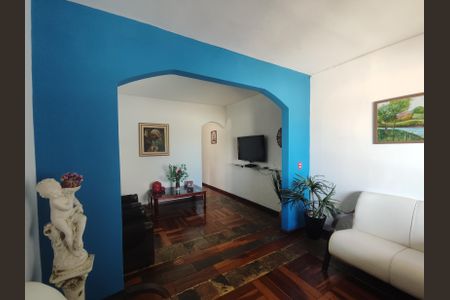 Sala de casa à venda com 5 quartos, 225m² em Teixeira Dias (barreiro), Belo Horizonte