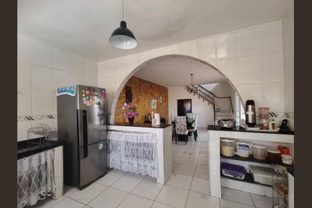 Casa à venda com 225m², 5 quartos e 2 vagasCozinha