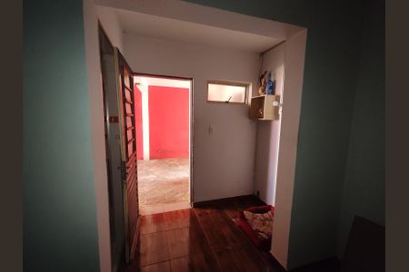 Casa à venda com 225m², 5 quartos e 2 vagasQuarto de Serviço