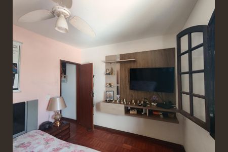 Casa à venda com 225m², 5 quartos e 2 vagasQuarto 1