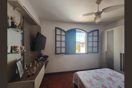 Casa à venda com 225m², 5 quartos e 2 vagasQuarto 1