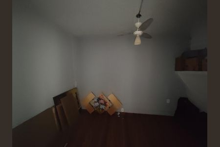 Casa à venda com 225m², 5 quartos e 2 vagasQuarto de Serviço