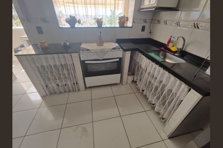 Casa à venda com 225m², 5 quartos e 2 vagasCozinha