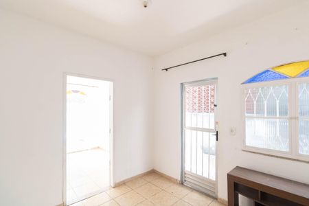 Sala de casa para alugar com 1 quarto, 55m² em Campo Grande, Rio de Janeiro