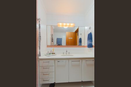 Apartamento à venda com 102m², 3 quartos e 1 vagaBanheiro Social