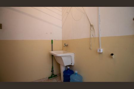 Apartamento para alugar com 100m², 4 quartos e sem vaga Apartamento para alugar com 100m², 4 quartos e sem vagaÁrea de Serviço