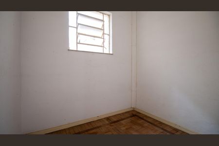 Apartamento para alugar com 100m², 4 quartos e sem vaga Apartamento para alugar com 100m², 4 quartos e sem vagaQuarto de Serviço