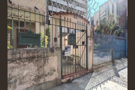 Apartamento para alugar com 100m², 3 quartos e sem vaga Apartamento para alugar com 100m², 3 quartos e sem vagaFachada e portaria