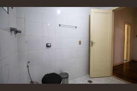 Apartamento para alugar com 100m², 4 quartos e sem vaga Apartamento para alugar com 100m², 4 quartos e sem vagaBanheiro