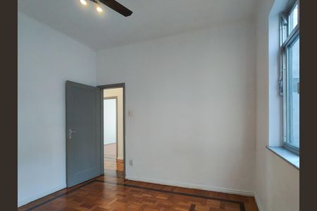 Apartamento para alugar com 100m², 3 quartos e sem vaga Apartamento para alugar com 100m², 3 quartos e sem vagaQuarto 3