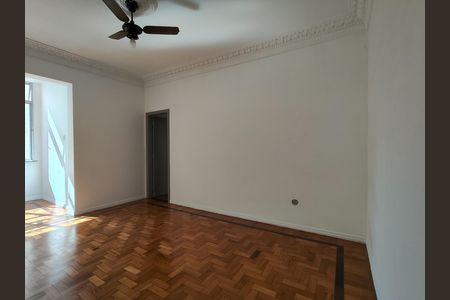 Apartamento para alugar com 100m², 3 quartos e sem vaga Apartamento para alugar com 100m², 3 quartos e sem vagaSala