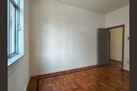 Apartamento para alugar com 100m², 3 quartos e sem vaga Apartamento para alugar com 100m², 3 quartos e sem vagaQuarto 1