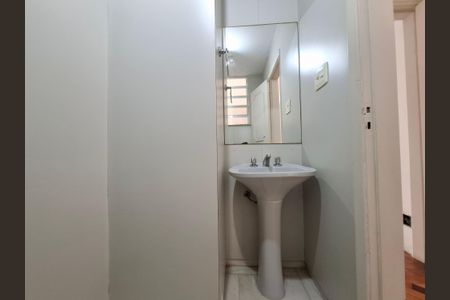 Apartamento à venda com 436m², 4 quartos e 1 vagaBanheiro 1