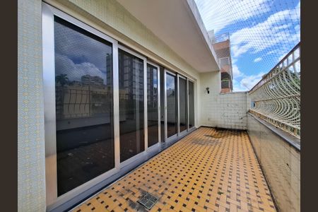 Apartamento à venda com 436m², 4 quartos e 1 vagaVaranda
