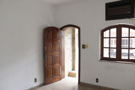 Sala de casa para alugar com 2 quartos, 60m² em Centro, Nova Iguaçu