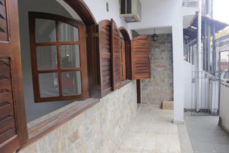 Varanda de casa para alugar com 2 quartos, 60m² em Centro, Nova Iguaçu