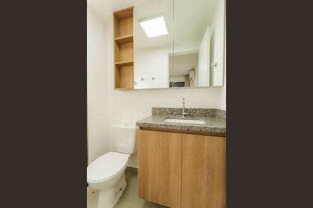 Studio para alugar com 26m², 1 quarto e sem vaga Studio para alugar com 26m², 1 quarto e sem vagaBanheiro da Suíte